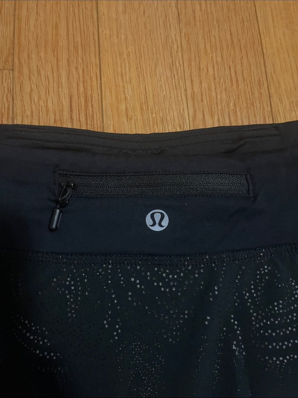 Lululemon skort - Picture 4 of 6